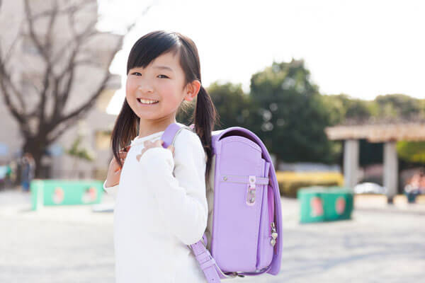 子どもの居場所をスマホやPCから確認。見守りGPS「まもるっく」の現在位置検索機能(利用回数無制限)